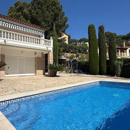 Holiday home Maresme 134 Lovely House With Private Pool